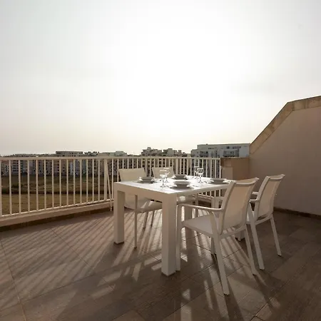 Sunny Penthouse Wterrace And Open Views Apartment St. Paul's Bay Exterior photo