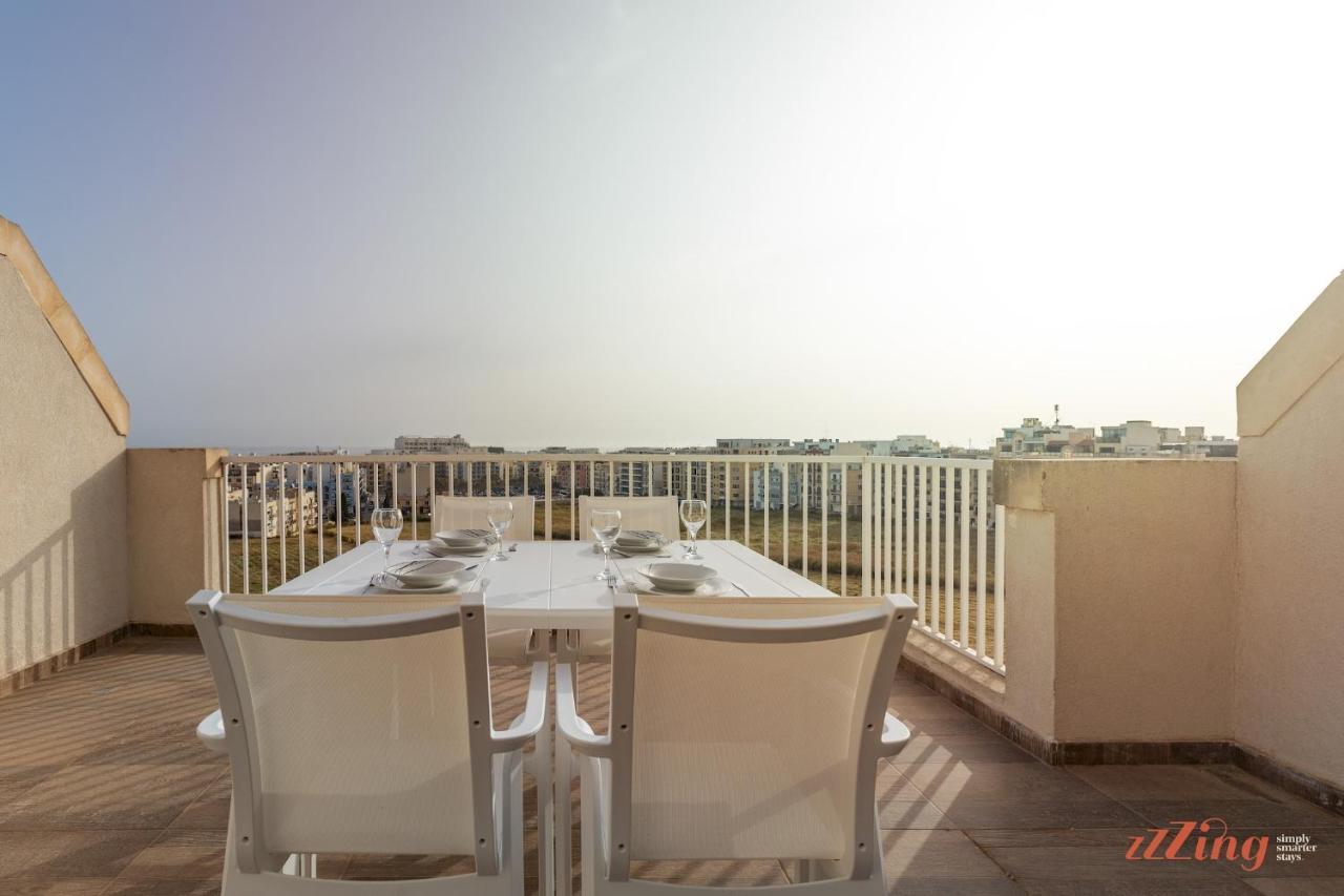 Apartment Sunny Penthouse Wterrace And Open Views *