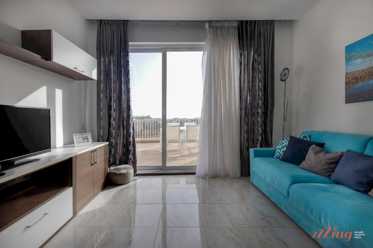 Sunny Penthouse Wterrace And Open Views Apartment *